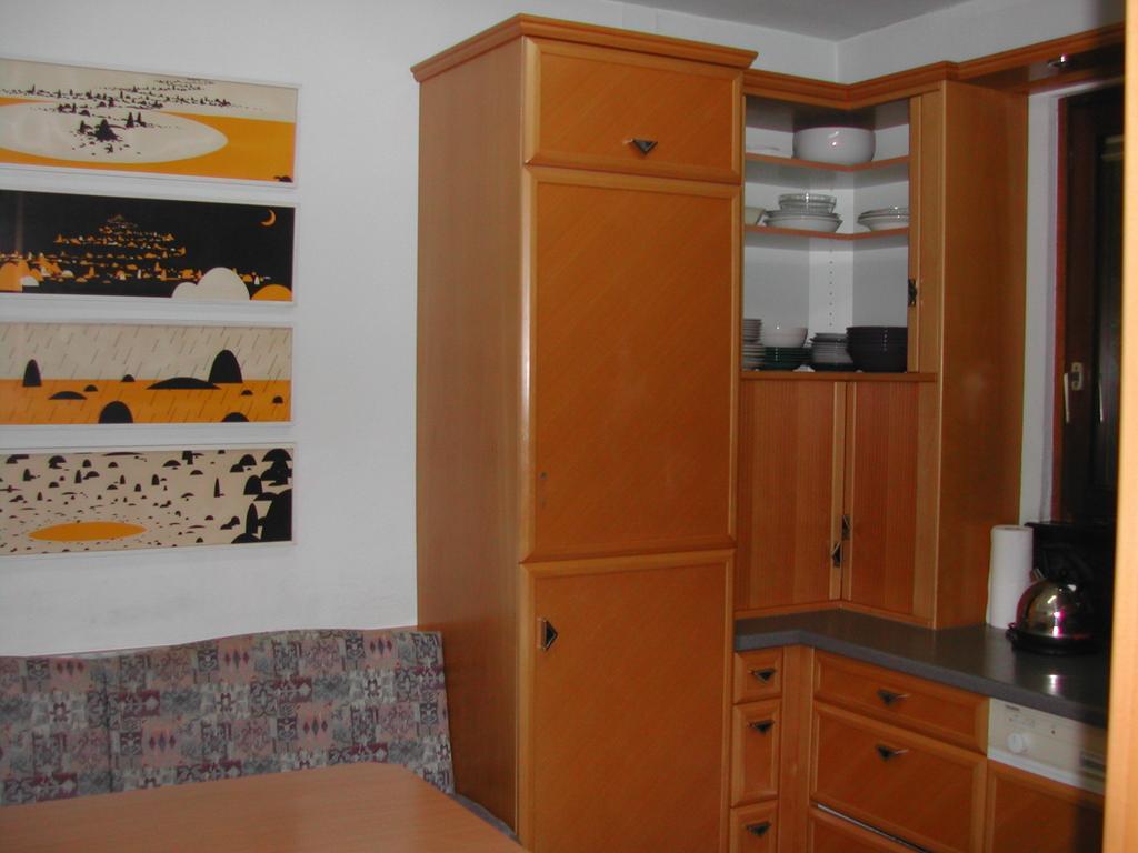 Haus Polly Apartment Strasshof an der Nordbahn Room photo