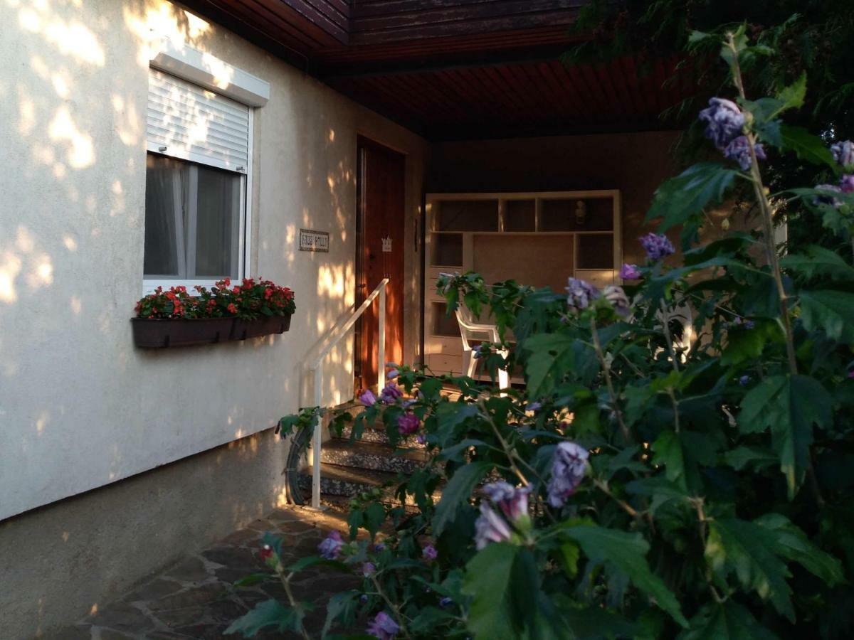Haus Polly Apartment Strasshof an der Nordbahn Exterior photo